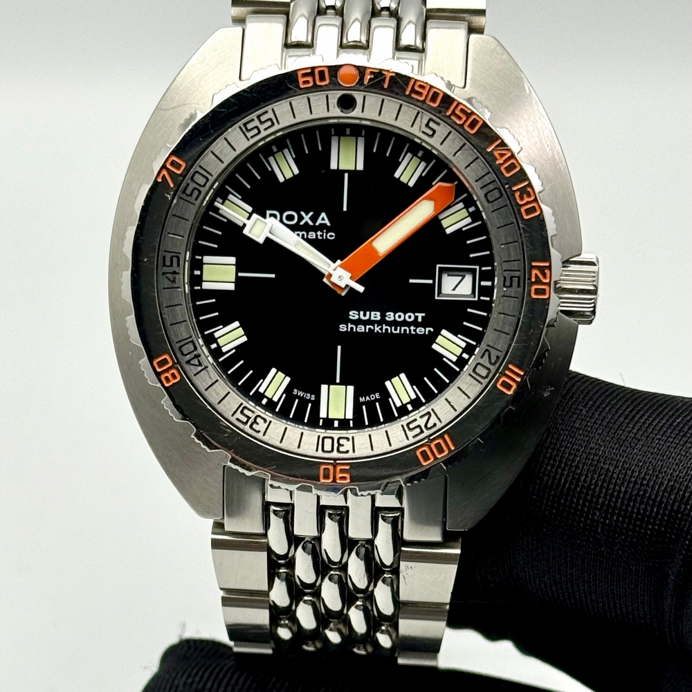 Doxa SUB 300T Sharkhunter Conquistador